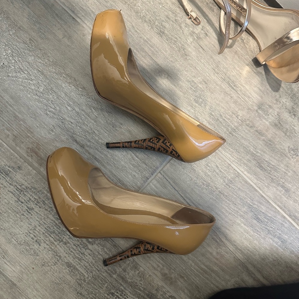 Elegant Fendi Tan High Heels